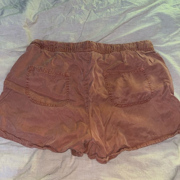 Shorts - Picture 4 of 4